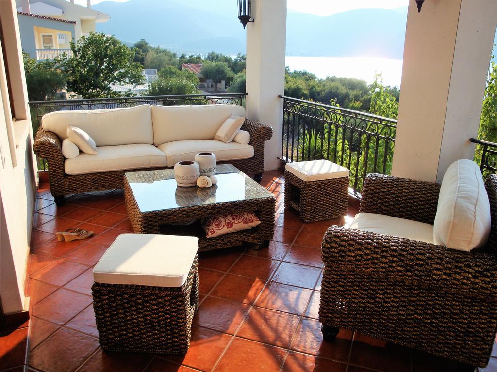 Waterfront Mediterranean Villa Skroponeria Buitenkant foto